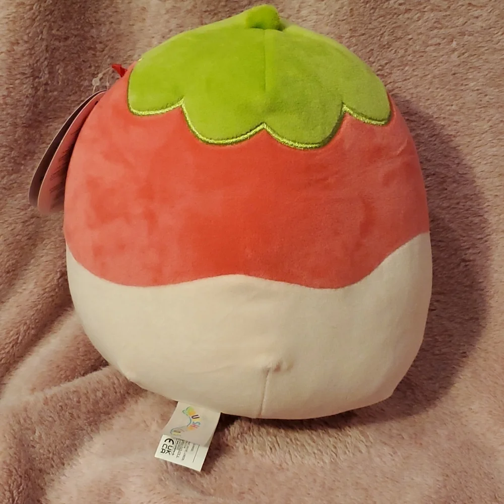 Original Squishmallow "Scarlet the Strawberry" 2023 - Picture 2 of 8